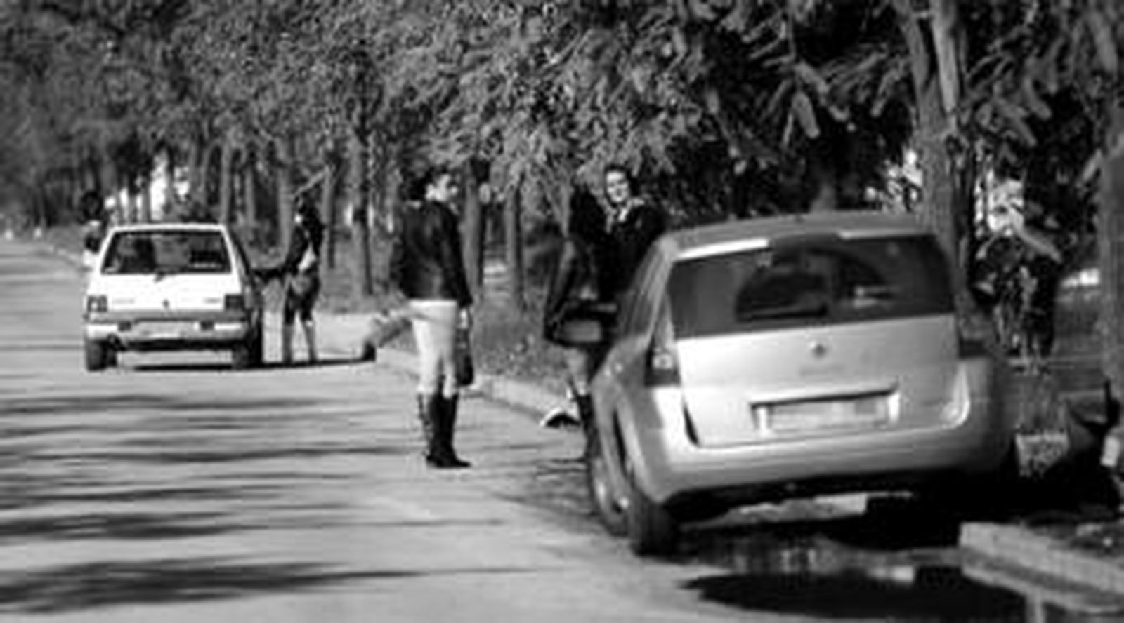 Una ordenanza regulará desde este año la prostitución en la calle, especialmente notoria en el polígono del Guadalhorce.