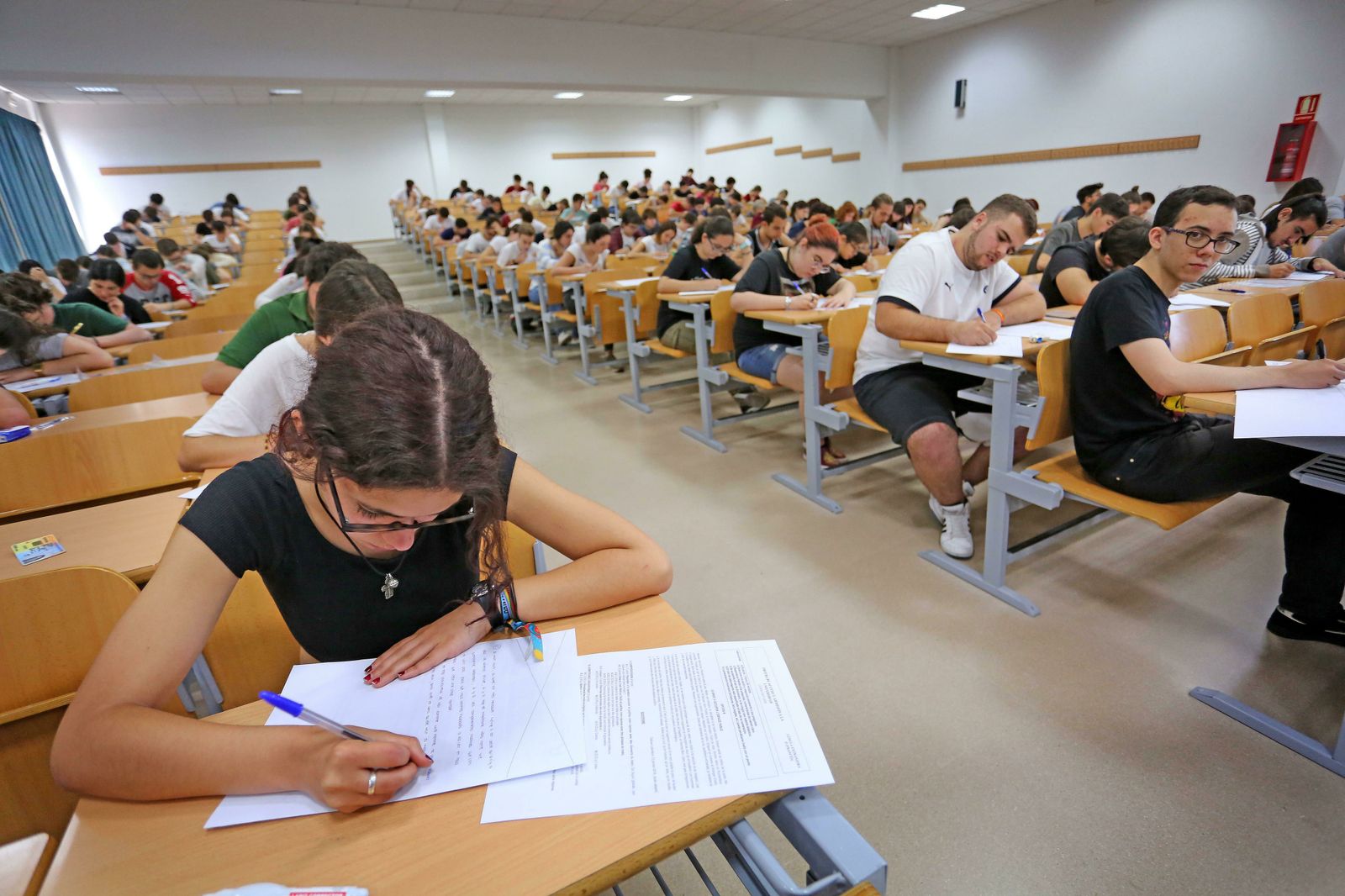 Alumnos examinándose el pasado mes de junio en el campus de Jerez.