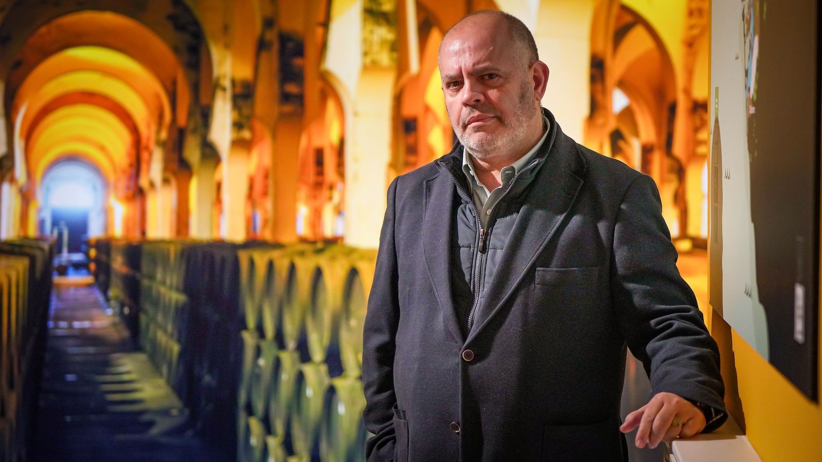 Meseguer en otro rincón del museo del sherry.