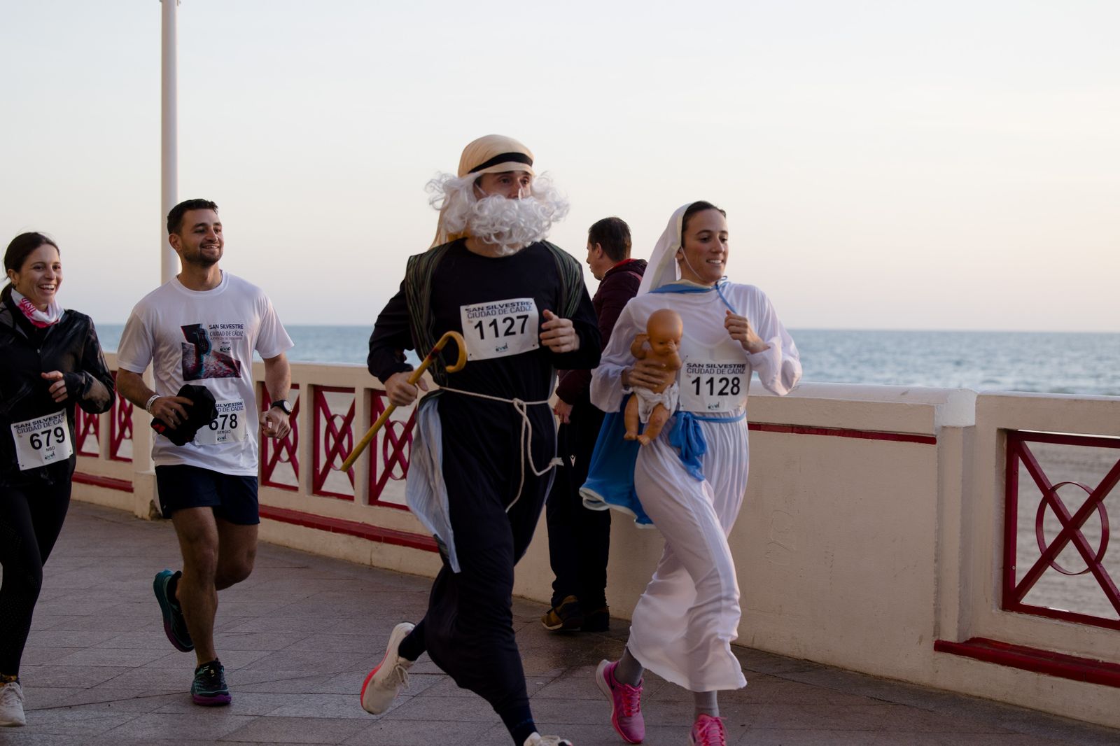 Las imágenes de la carrera popular "San Silvestre ciudad de Cádiz"