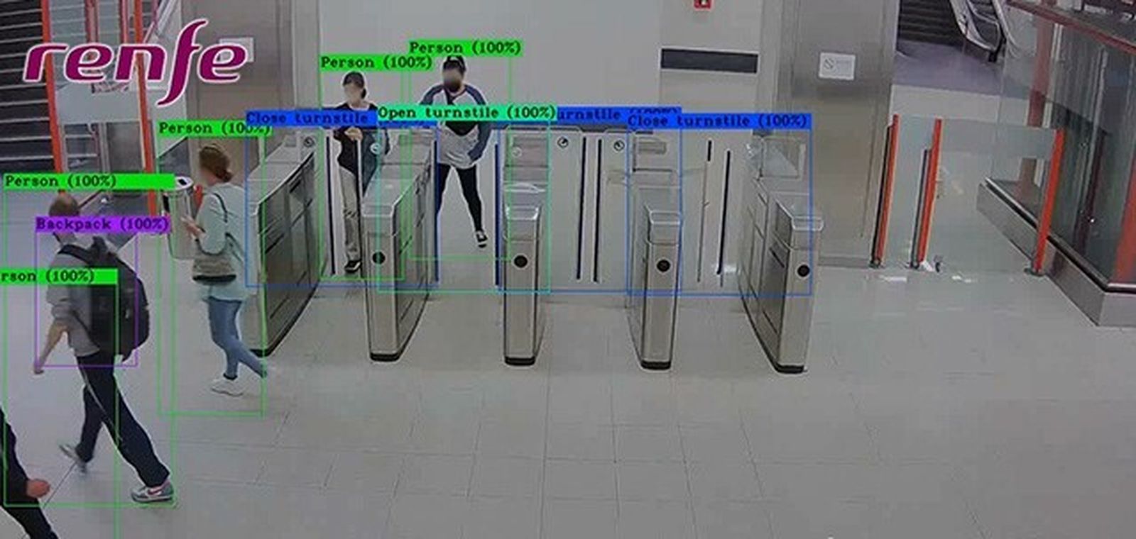 Visión desde las cajas de inteligencia artificial para mejorar la seguridad en las estaciones de Renfe.