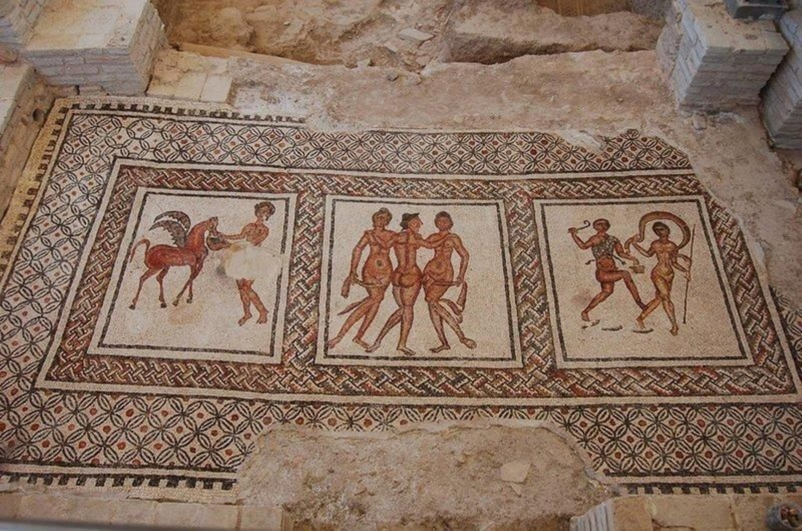 Villa romana de Fuente Álamo en Puente Genil.