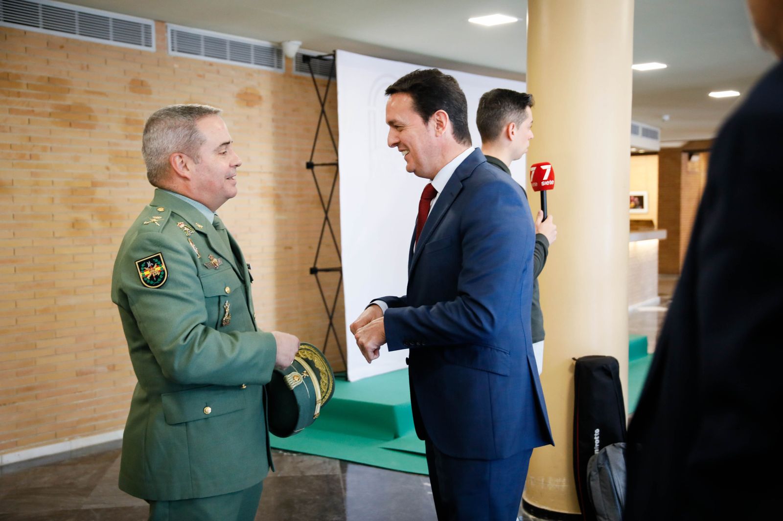 Imágenes de las entregas de las banderas de Andalucía