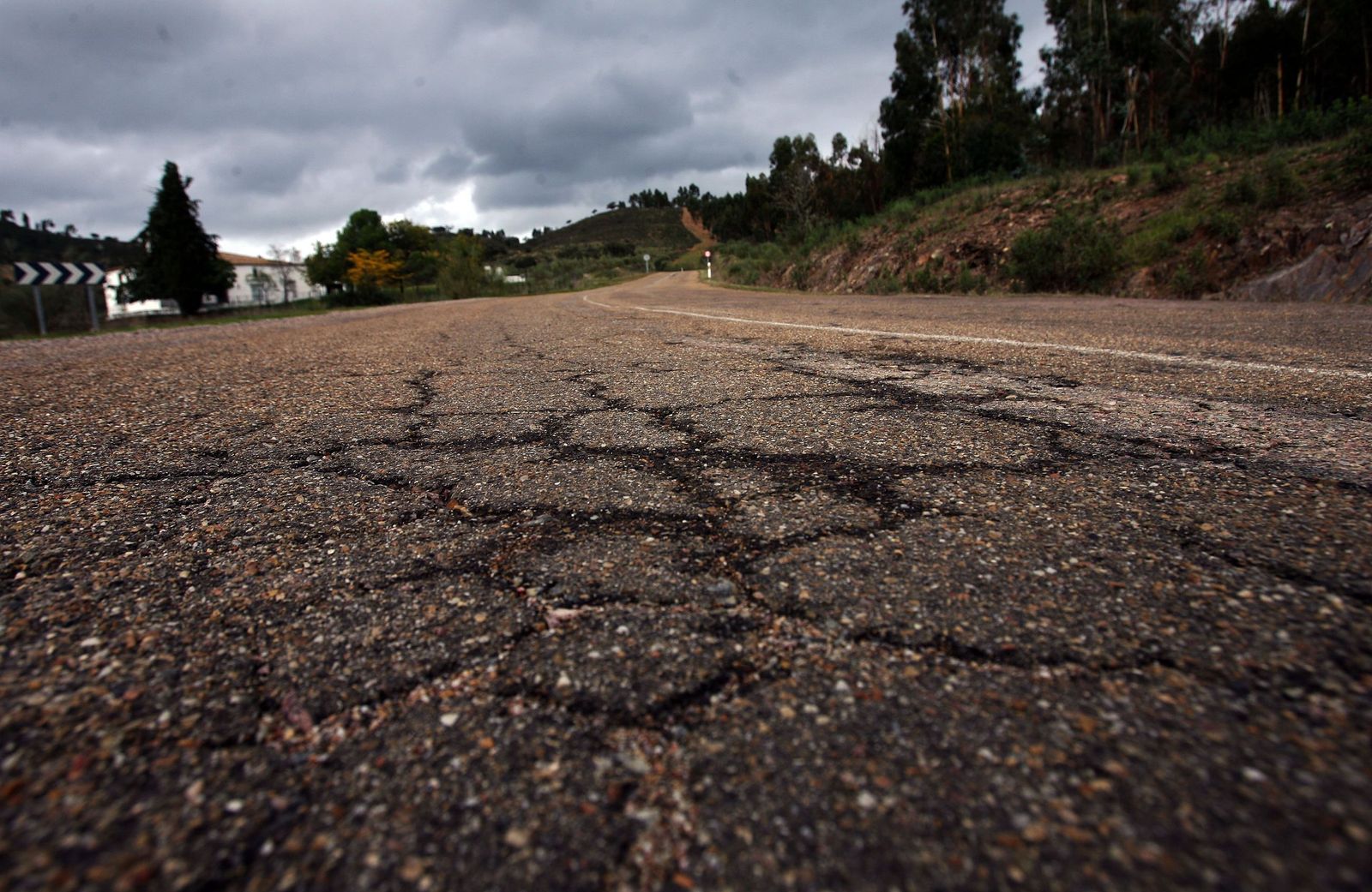 Foto de archivo de la carretera de Encinasola.
