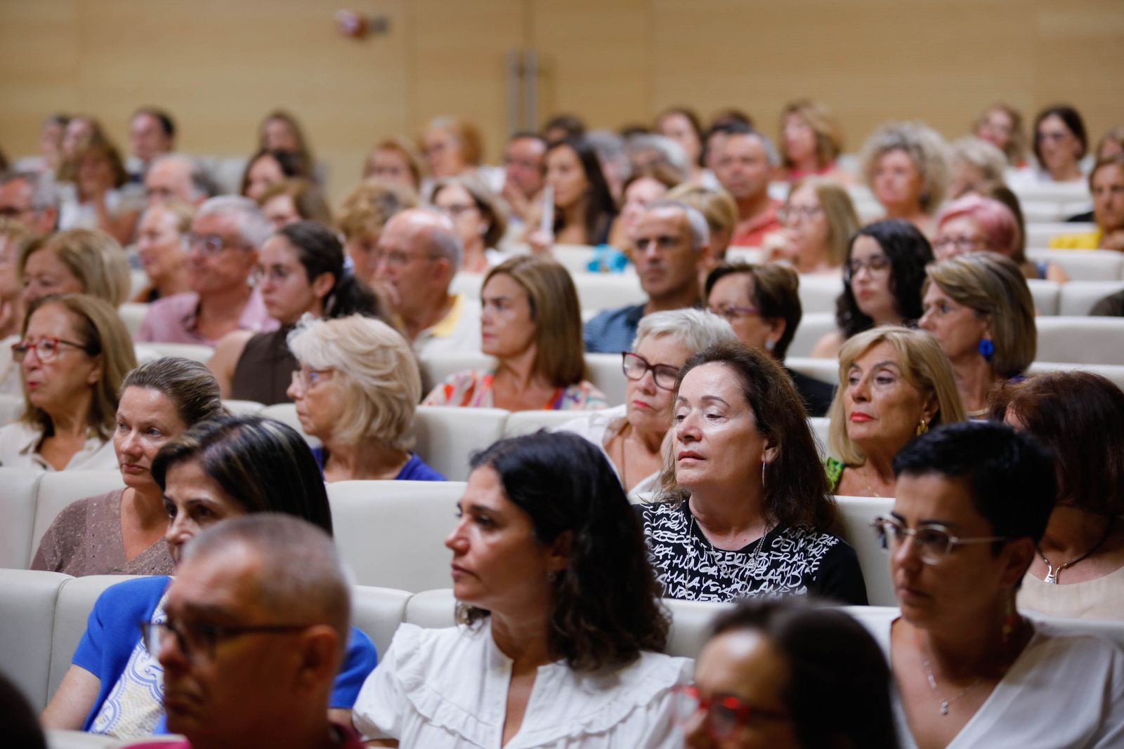 Imágenes de Diario de los Libros, con Julia Navarro