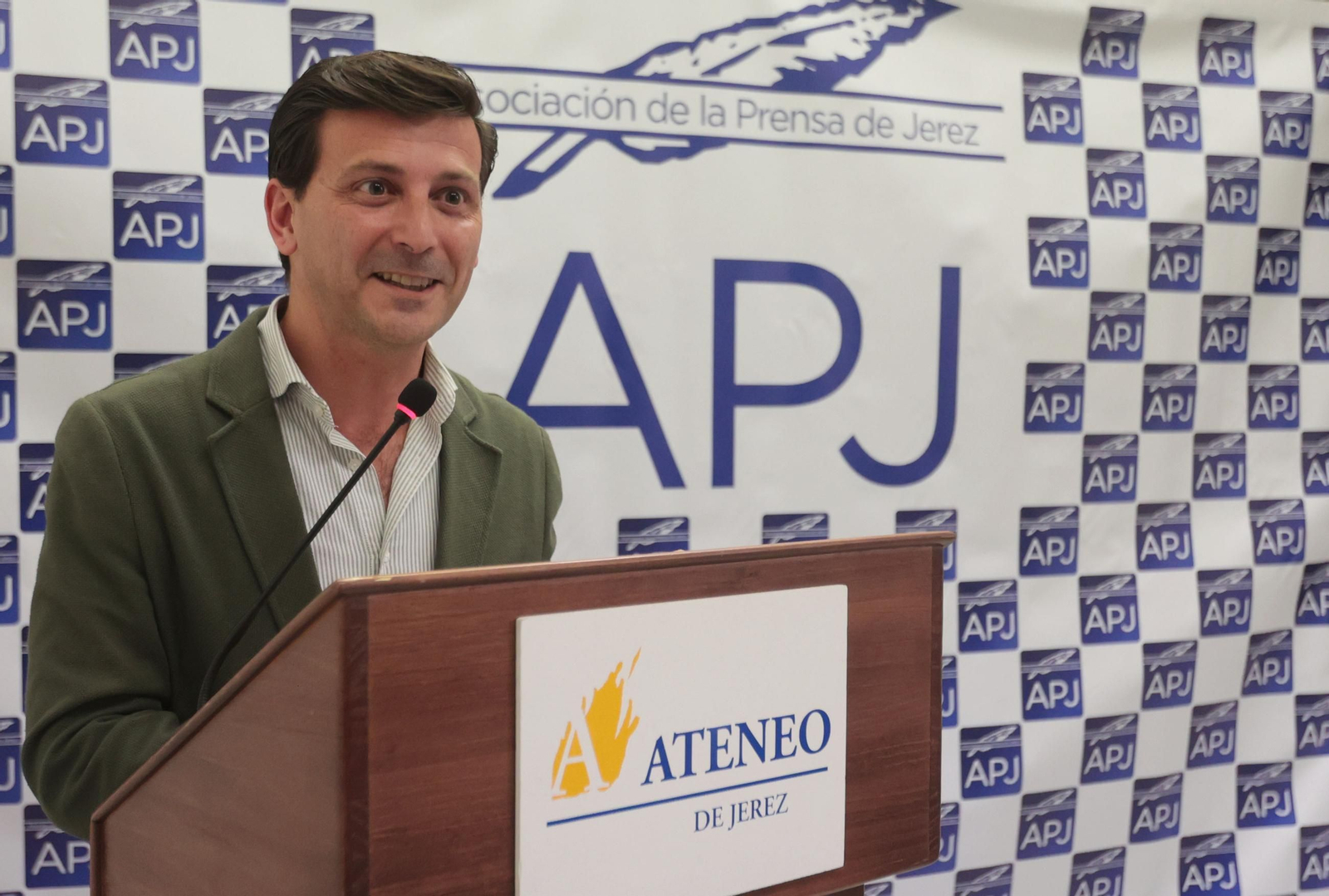 Imágenes del homenaje a Jerónimo Roldán de la Asociación de la Prensa de Jerez