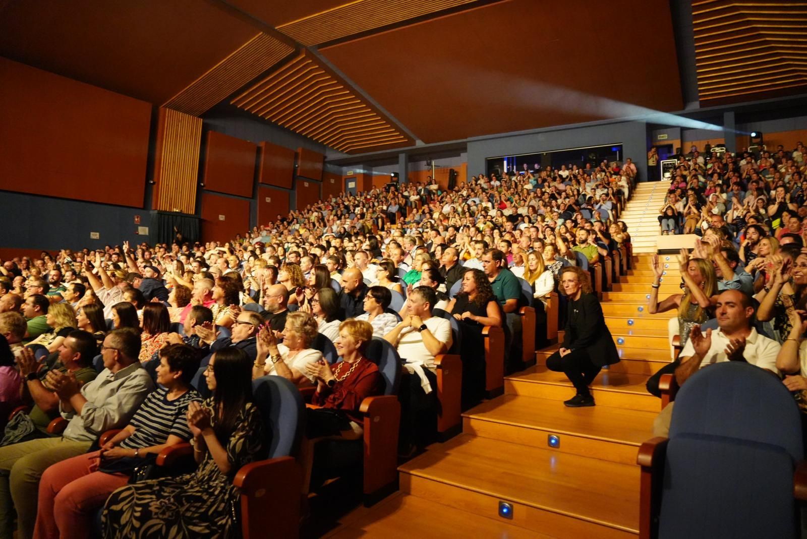 El concierto de Manolo García en el teatro El Silo de Pozoblanco, en fotografías