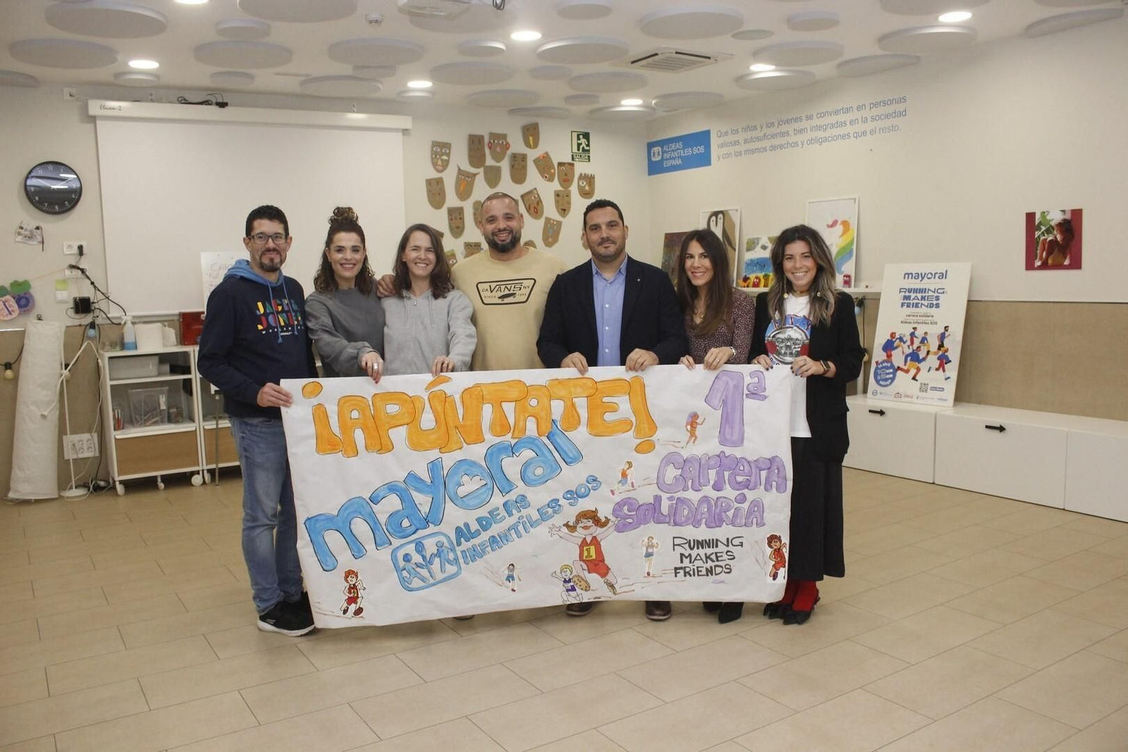 Visita de Mayoral a Aldeas Infantiles SOS.