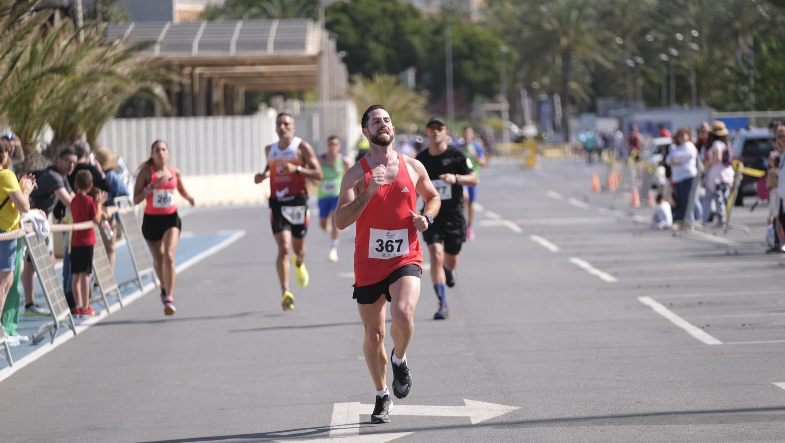 Imágenes de la Carrera del Puerto de Almería 2023