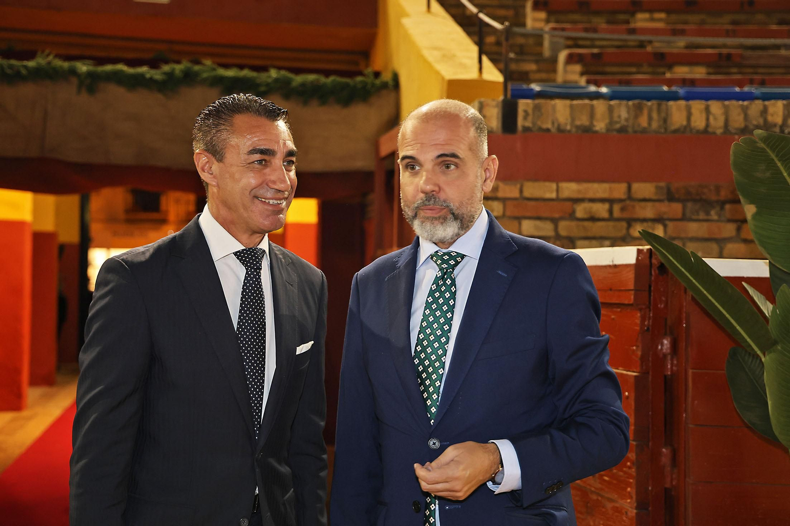 Imágenes del ambiente en la entrega de la XXXII edición de los premios taurinos "El Cabezo"