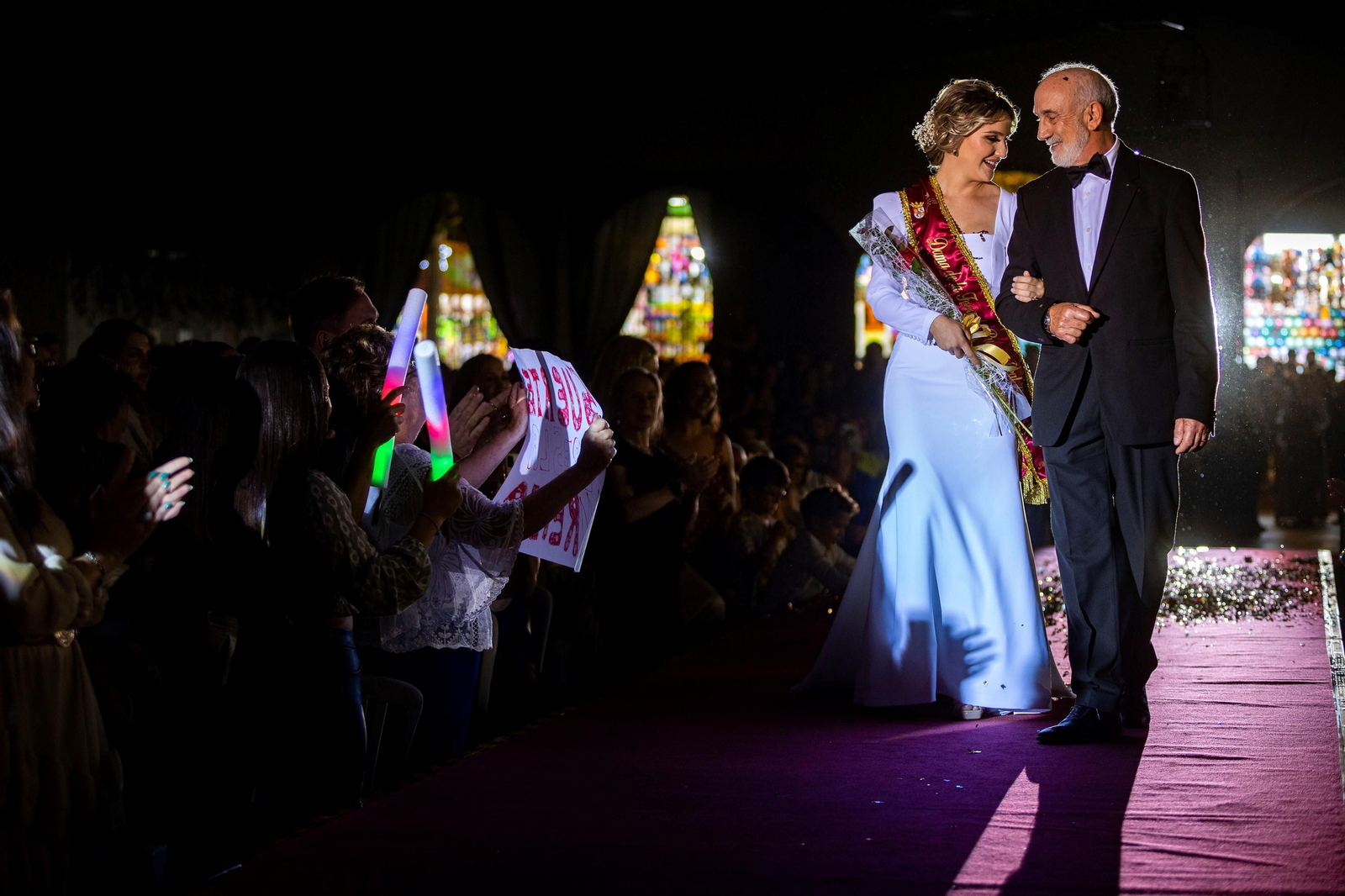 Feria de Puerto Real 2023: Las imágenes de la gala de coronación y el alumbrado