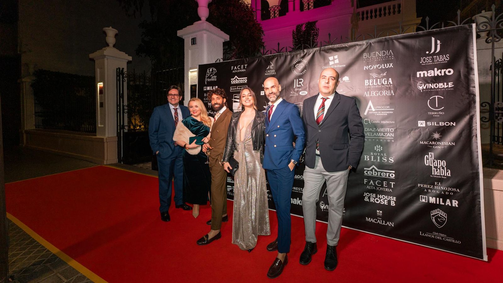 En imágenes, la Cena de Gala Benéfica de La Casa de Manolete Bistró a favor de los afectados por la DANA en Valencia