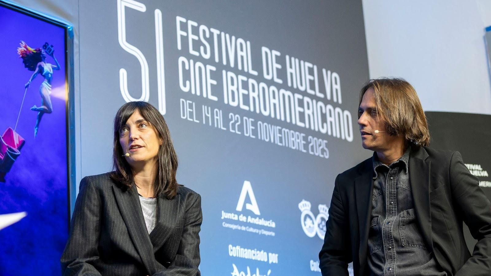 La realizadora, Reyes Gallegos, junto al cineasta andaluz, Rafael Cobos, productor del largometraje.