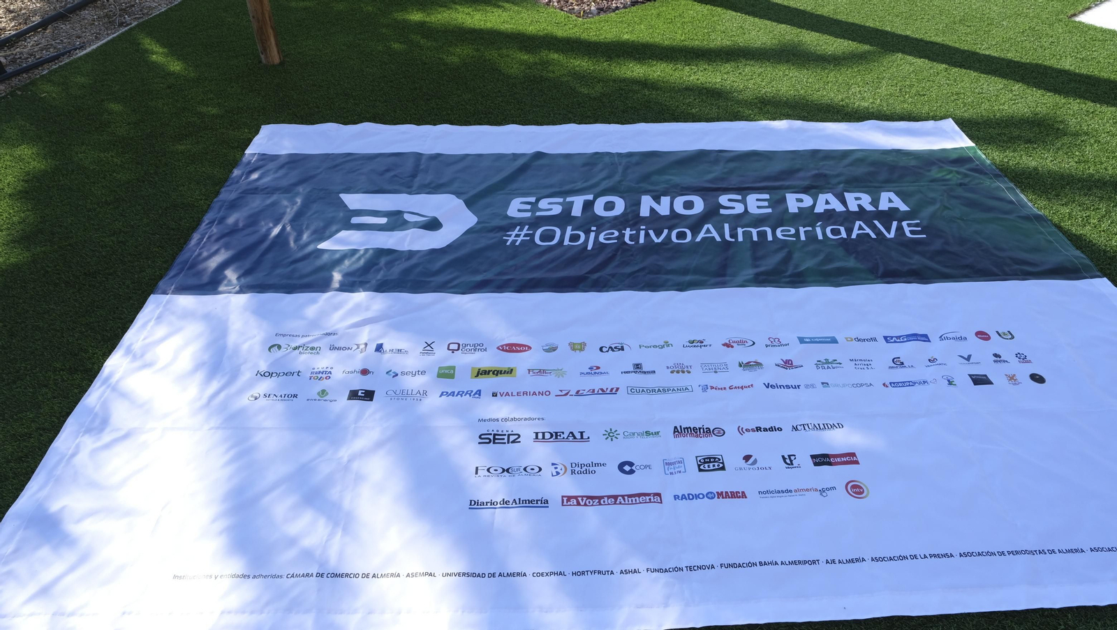 Fotogalería acto reivindicación del AVE en Vera. Almería