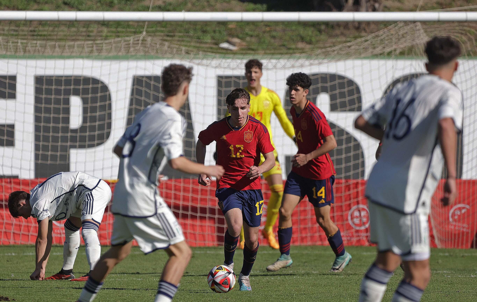 Las mejores fotos del segundo partido España - Italia sub-17 en Los Barrios