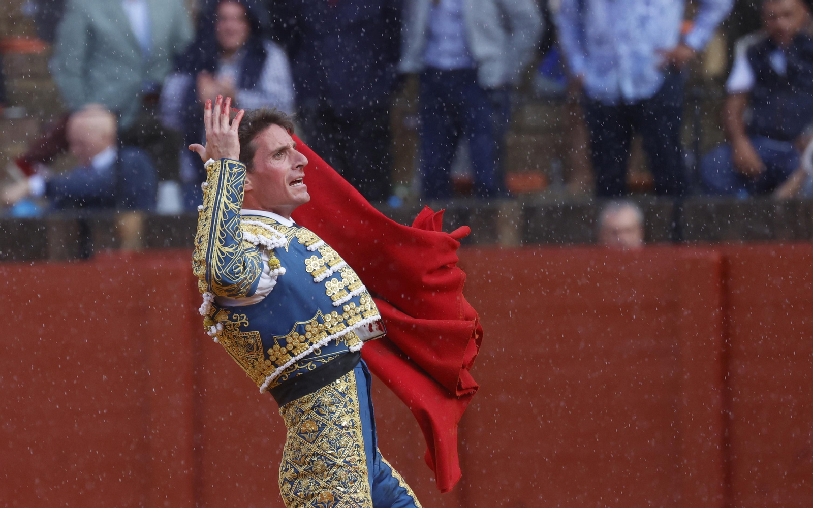 Las imágenes de la tercera de abono en la Maestranza