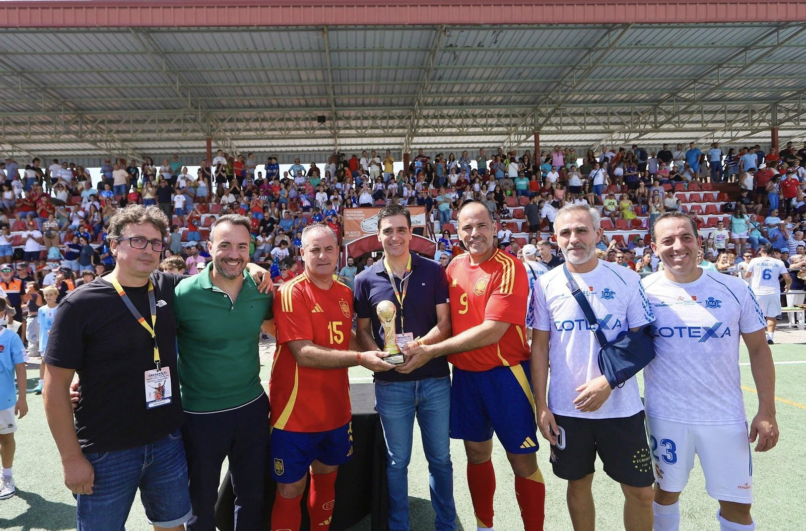 Alcalá la Real rinde homenaje a la memoria de Manolín, en imágenes