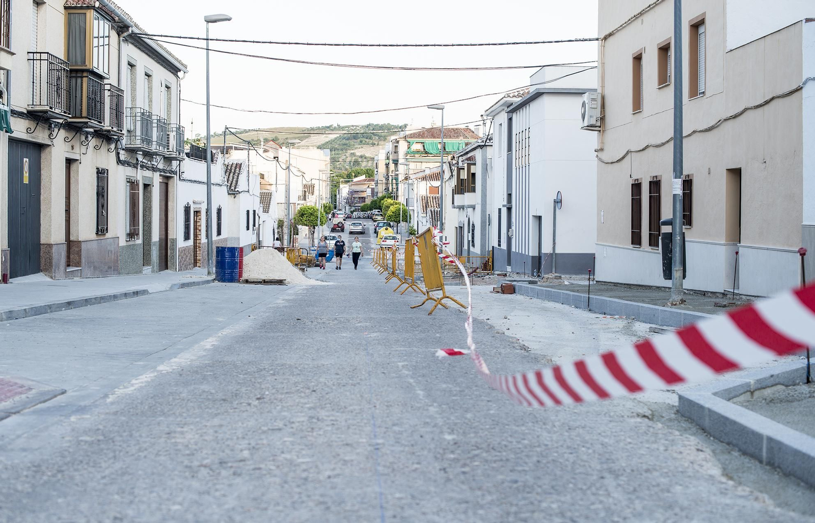 Obras en la calle Magistrado Eguílaz, en Baena.