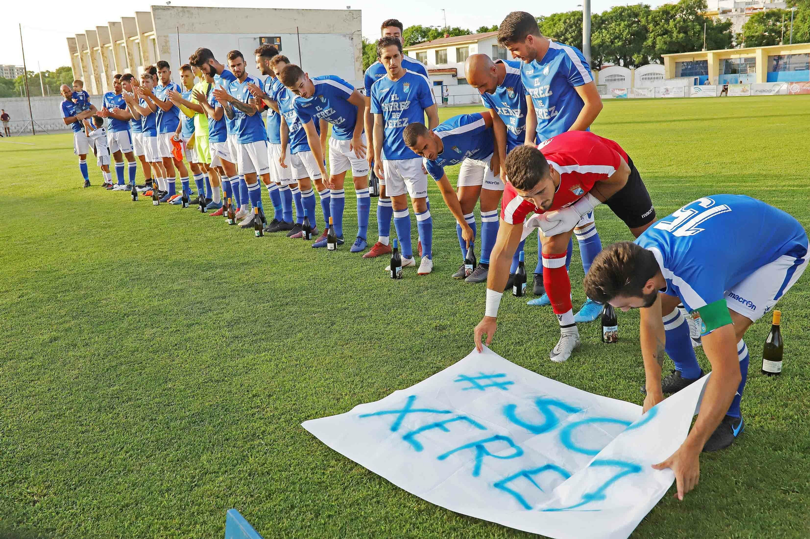 Amistoso Industrial-Xerez CD en La Juventud