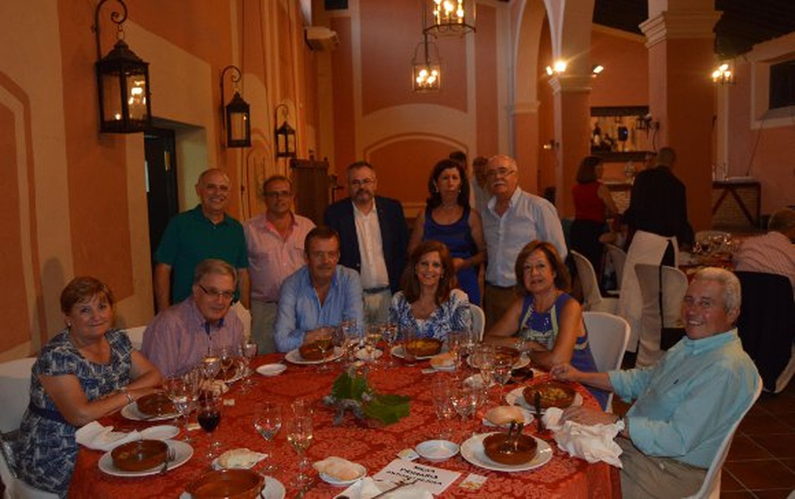 Milagros Barba, Elías Py, Rodrigo Becerra, Antonio Díaz, Lorenzo Rus, Pilar González, Antonio Resola, María del  Carmen Ruiz, María Teresa Roa , Francisco González y Juan Francisco González.

Foto: Ignacio Casas de Ciria