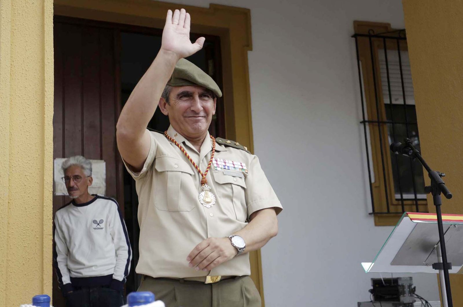 El Rocío 2023: Imágenes de la Hermandad de Emigrantes en su salida de Huelva