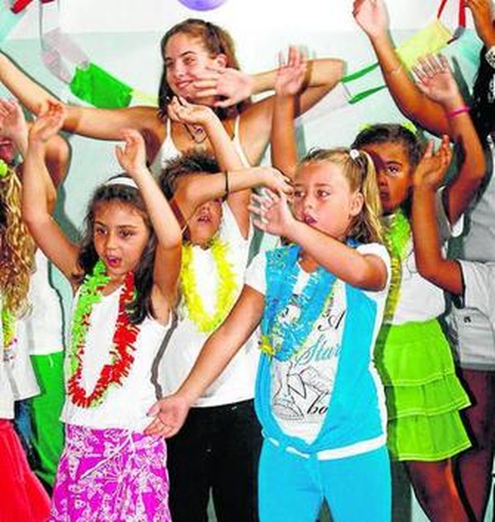 Todos los alumnos del curso participaron en el baile de clausura.