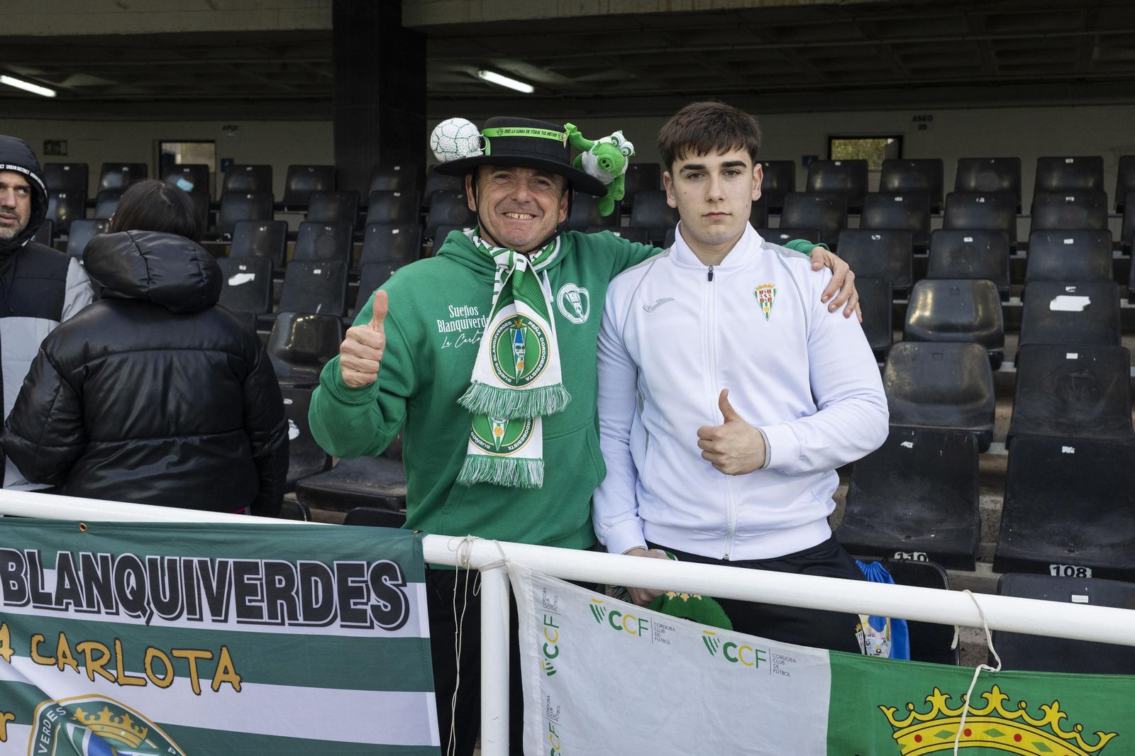 Las mejores fotos del ambiente en el Cartagena - Córdoba CF