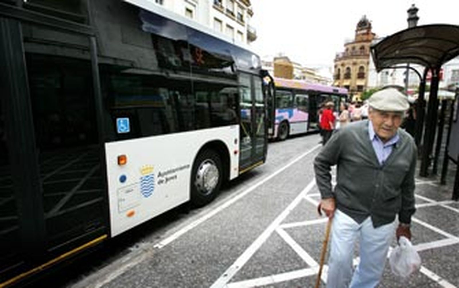 Los autobuses urbanos pierden un 10% de pasajeros desde principios de año