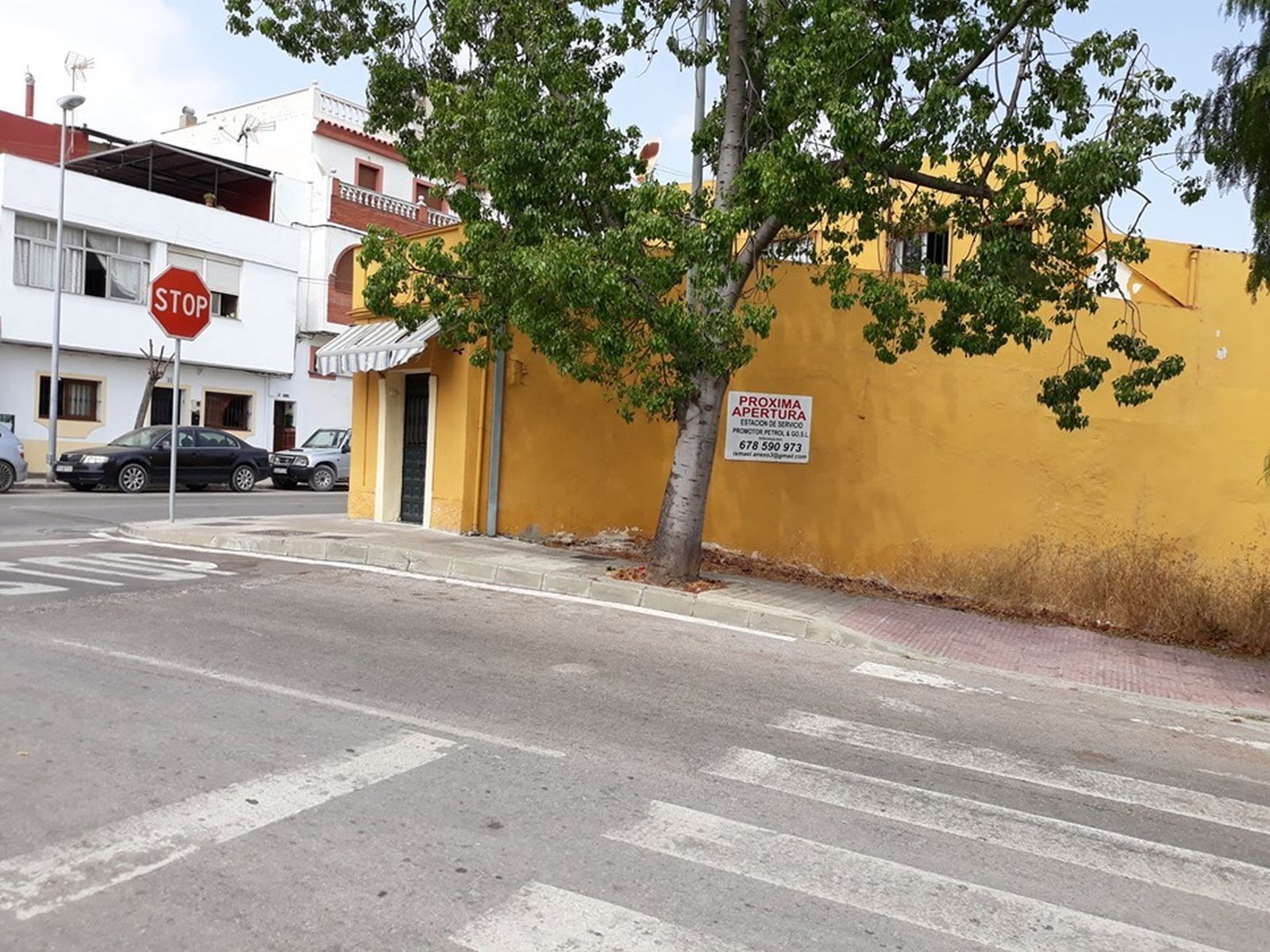 El lugar en el que se instalará la gasolinera, en la calle Mimosas