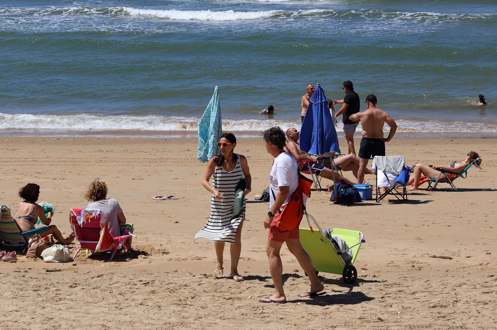 Imágenes veraniegas en Punta Umbría y en las playas de El Portil y La Bota
