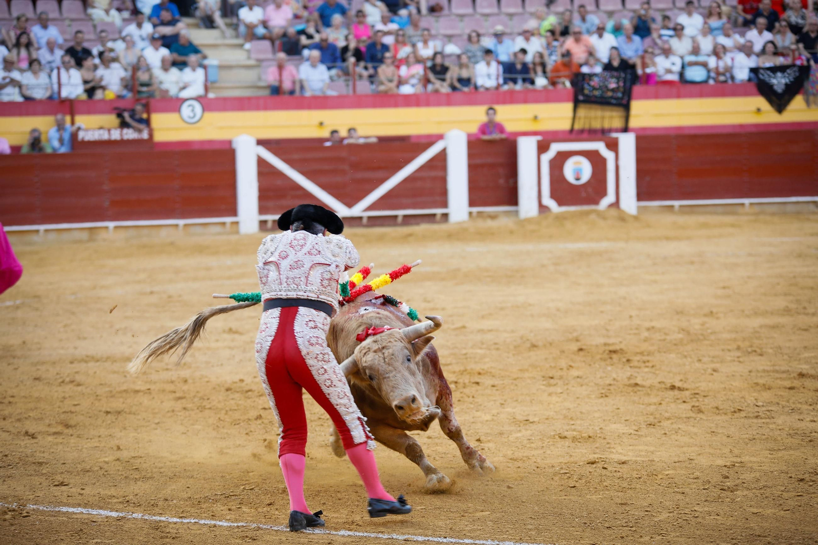 Imágenes de la corrida de toros en Roquetas de Mar