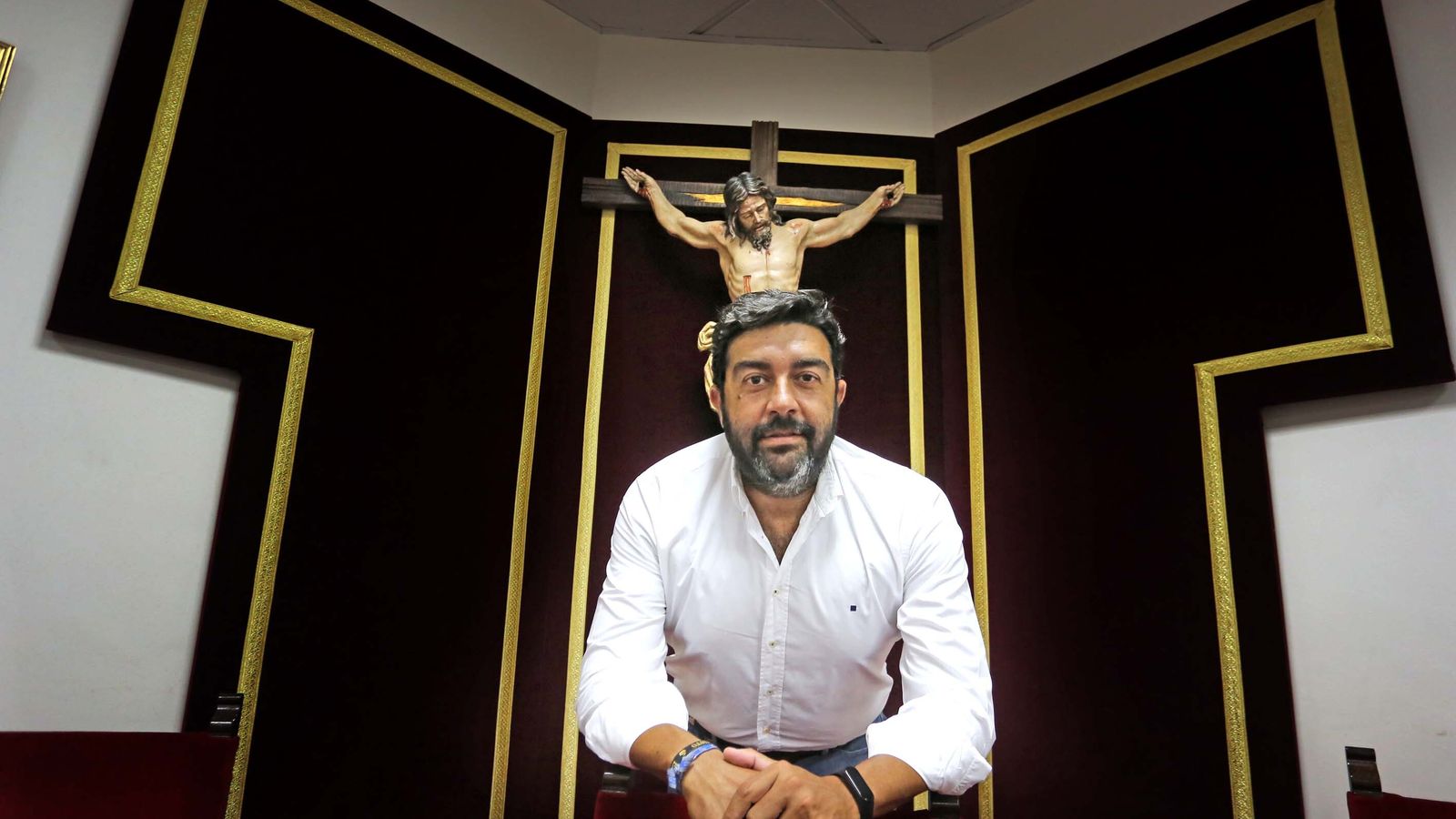 García Cordero en la presidencia del salón de plenos de la sede de la calle Curtidores.