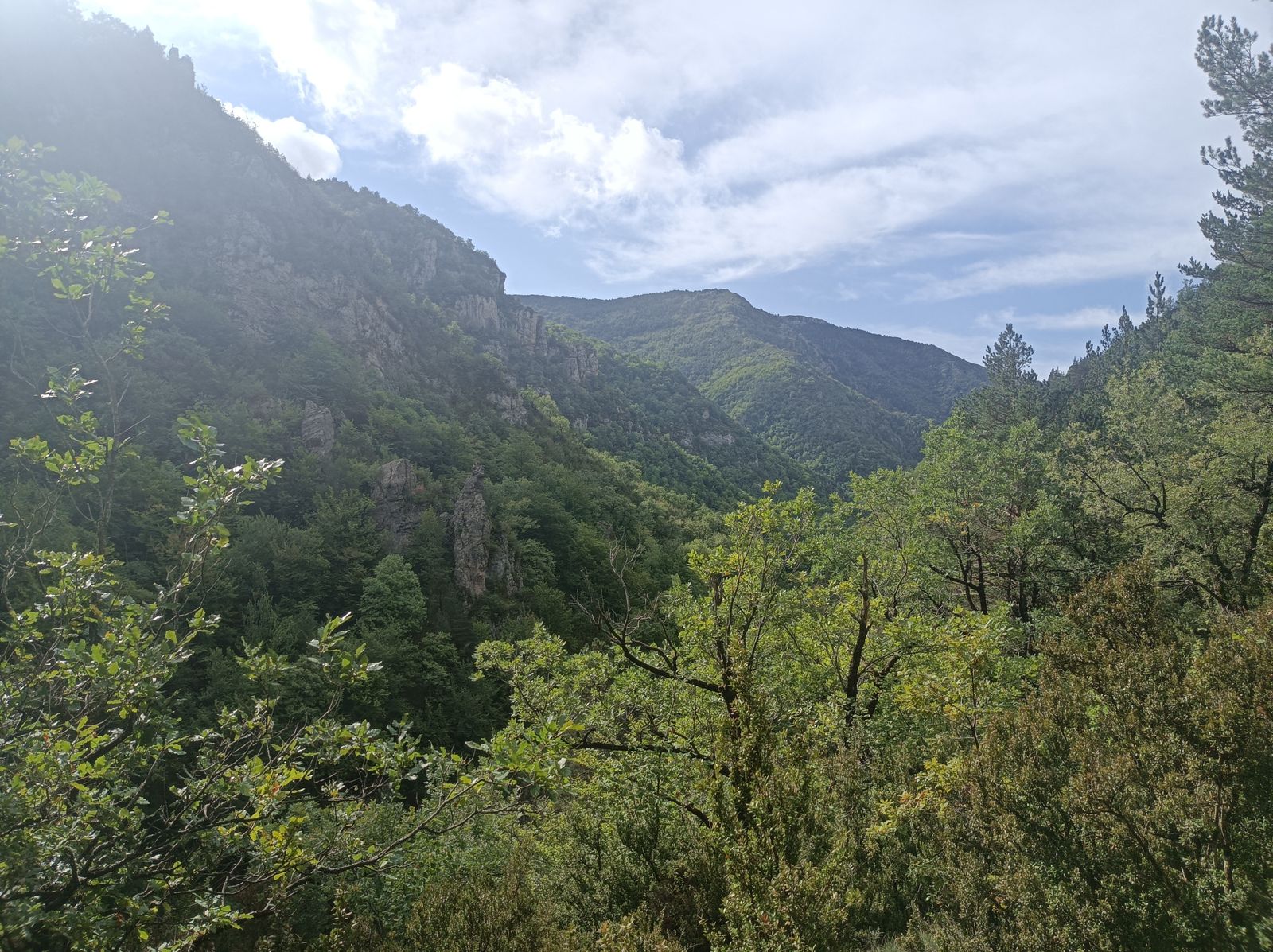 Pasando el Congosto de Obarra.