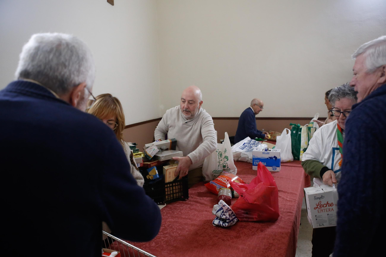 Las fotos del homenaje al padre Pedro por sus 50 años de entrega absoluta a la Piñera