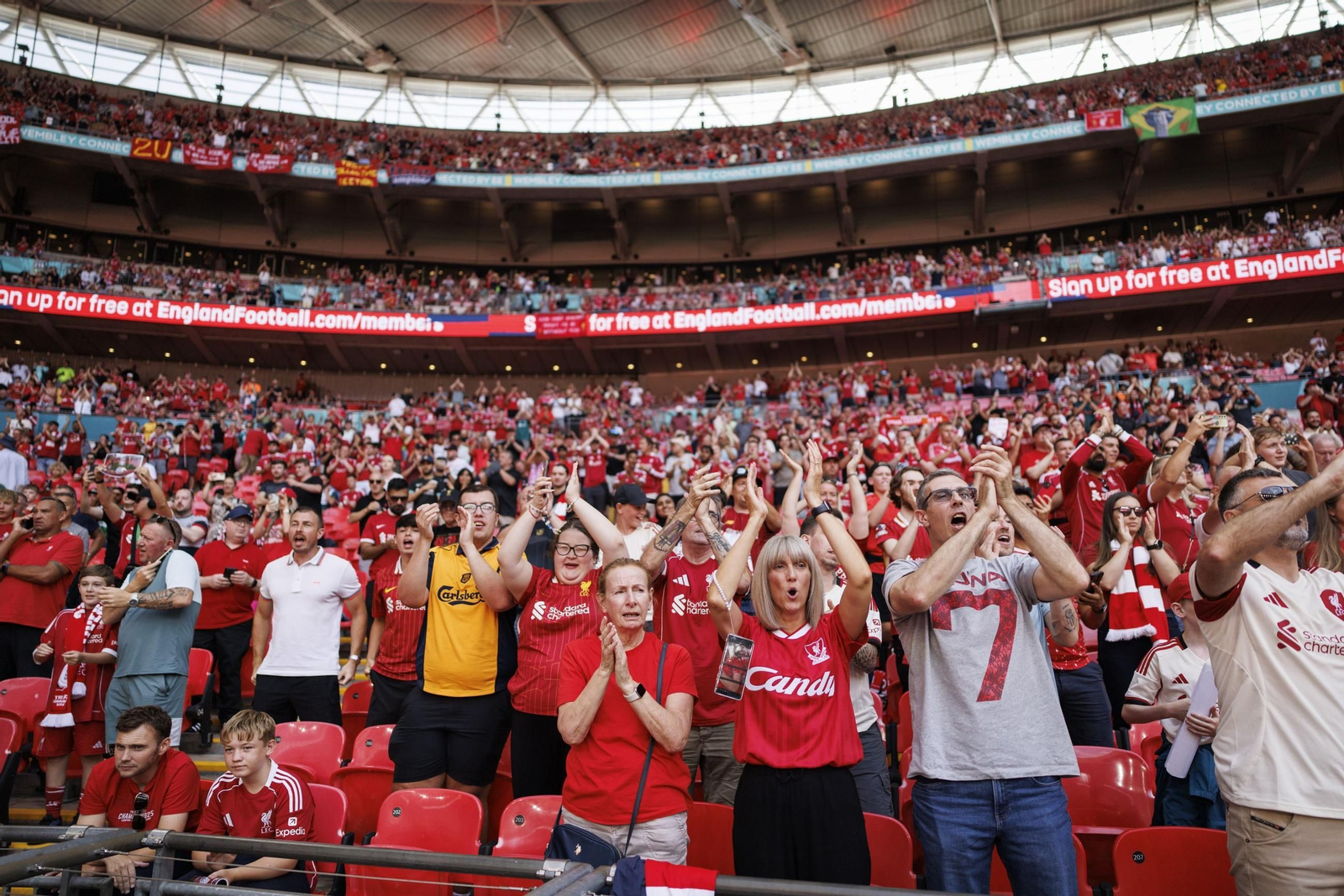 El título del Crystal Palace sobre el Liverpool, en imágenes (2-1)