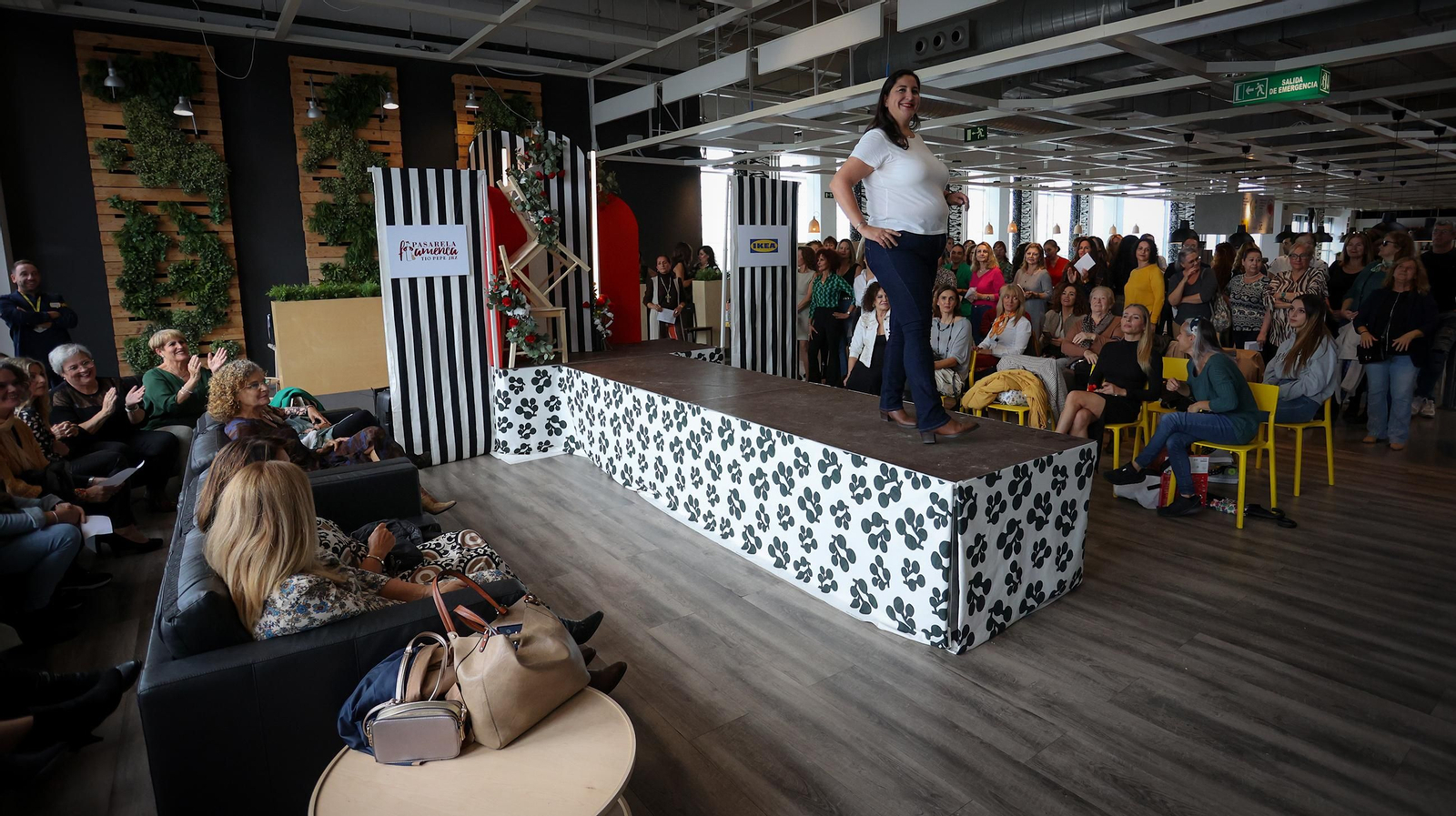 Casting de Mujeres con Solera para la Pasarela Flamenca