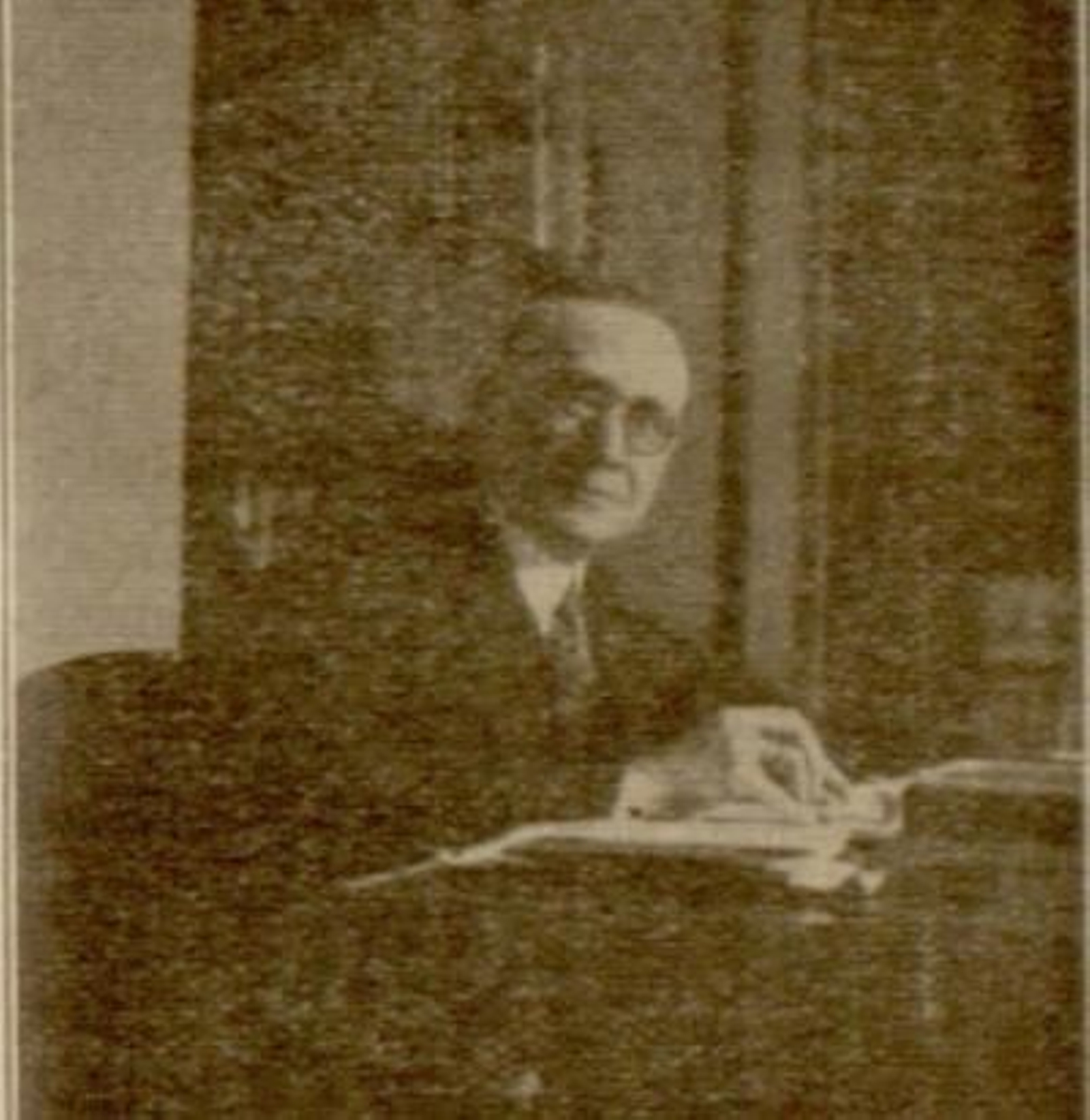 Tomas Dominguez Ortiz, que fuera presidente del Puerto de Huelva.