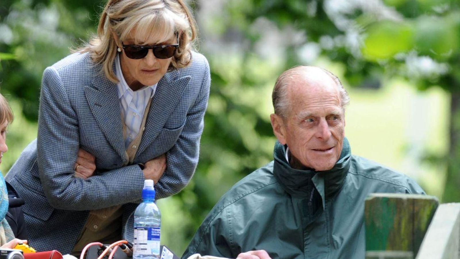 Durante una comida informal en Sandrigham.
