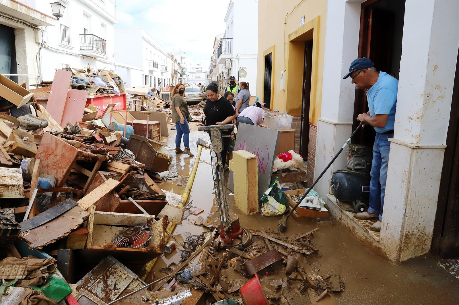 Imágenes de los destrozos provocados por el temporal en Lepe