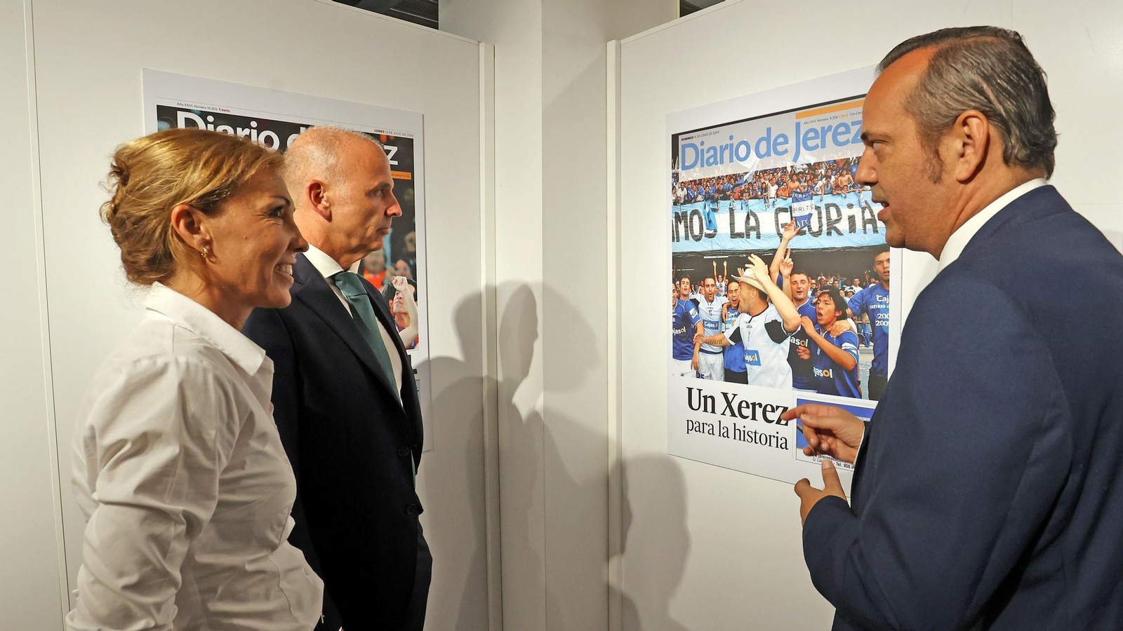 Imágenes de la exposición de portadas del Diario de Jerez en El Corte Inglés por los 40 años