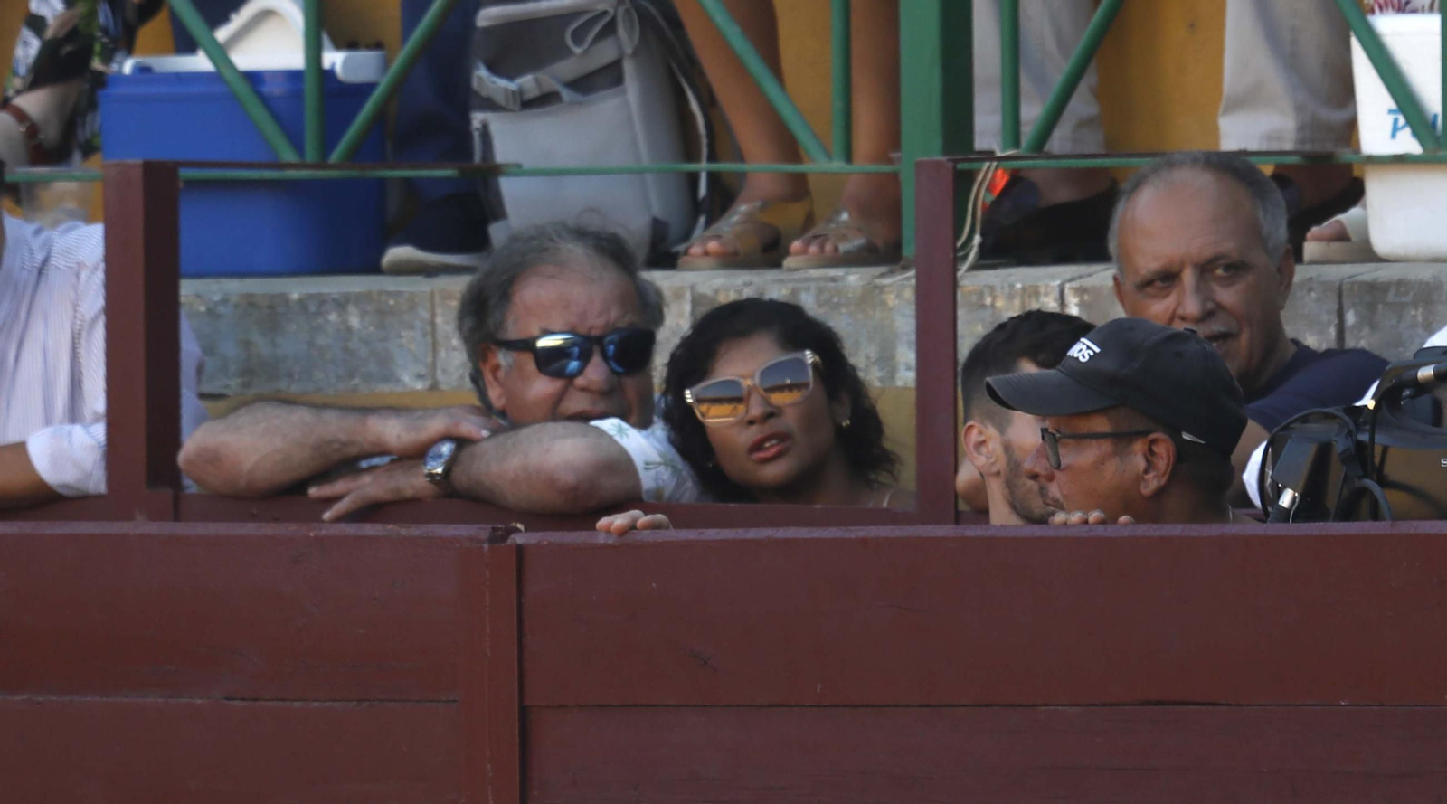 Las fotos de la primera semifinal del ciclo de novilladas de las Escuelas de Tauromaquia de Andalucía en La Línea
