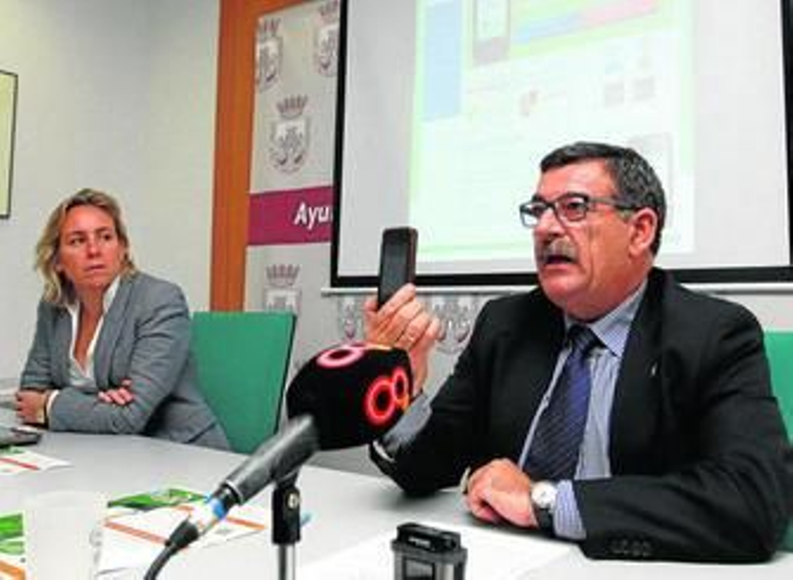 Un momento de la presentación de la aplicación, ayer en la sede de Chiclana Natural.