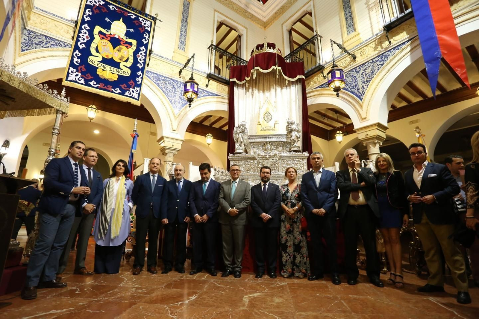 Las imágenes de la exposición de la Hermandad de Valme