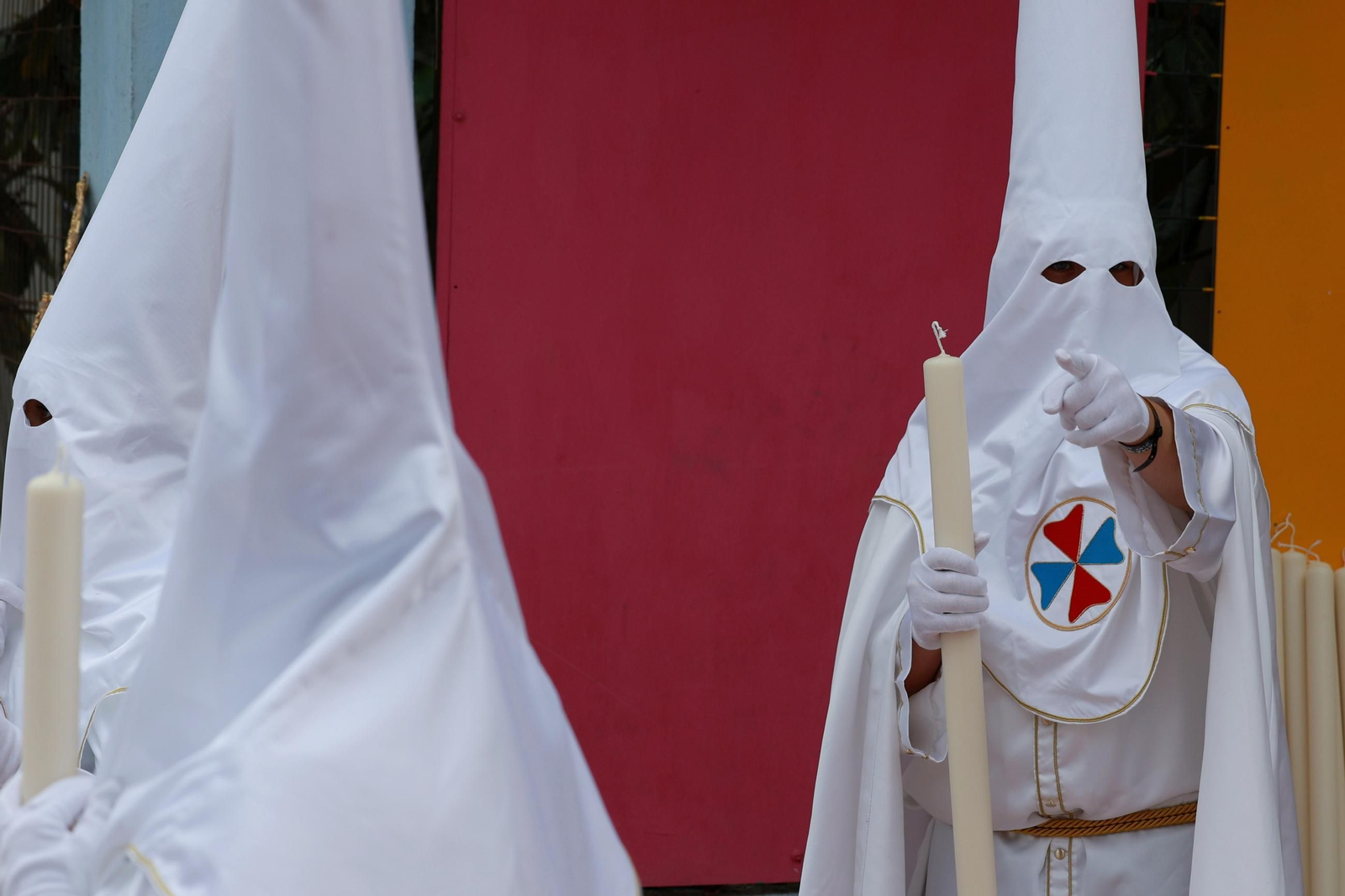 El Cautivo, en su procesión del Lunes Santo en Málaga, en fotos