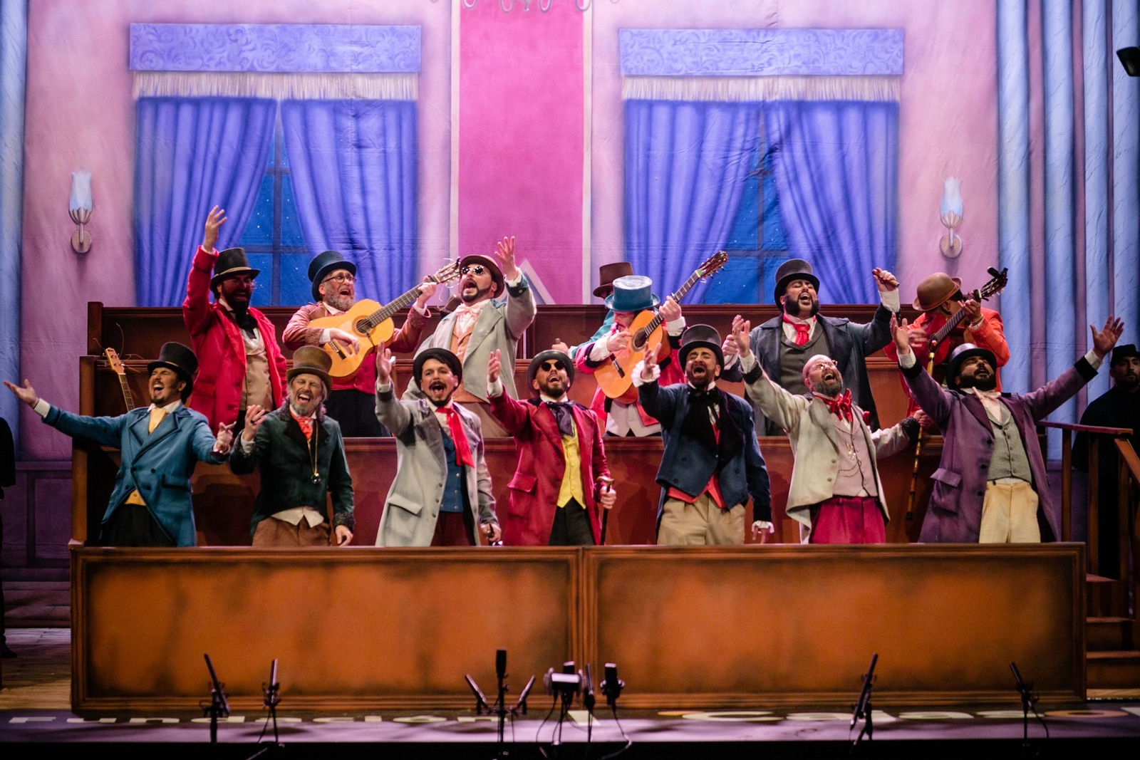 La comparsa "El jurado"