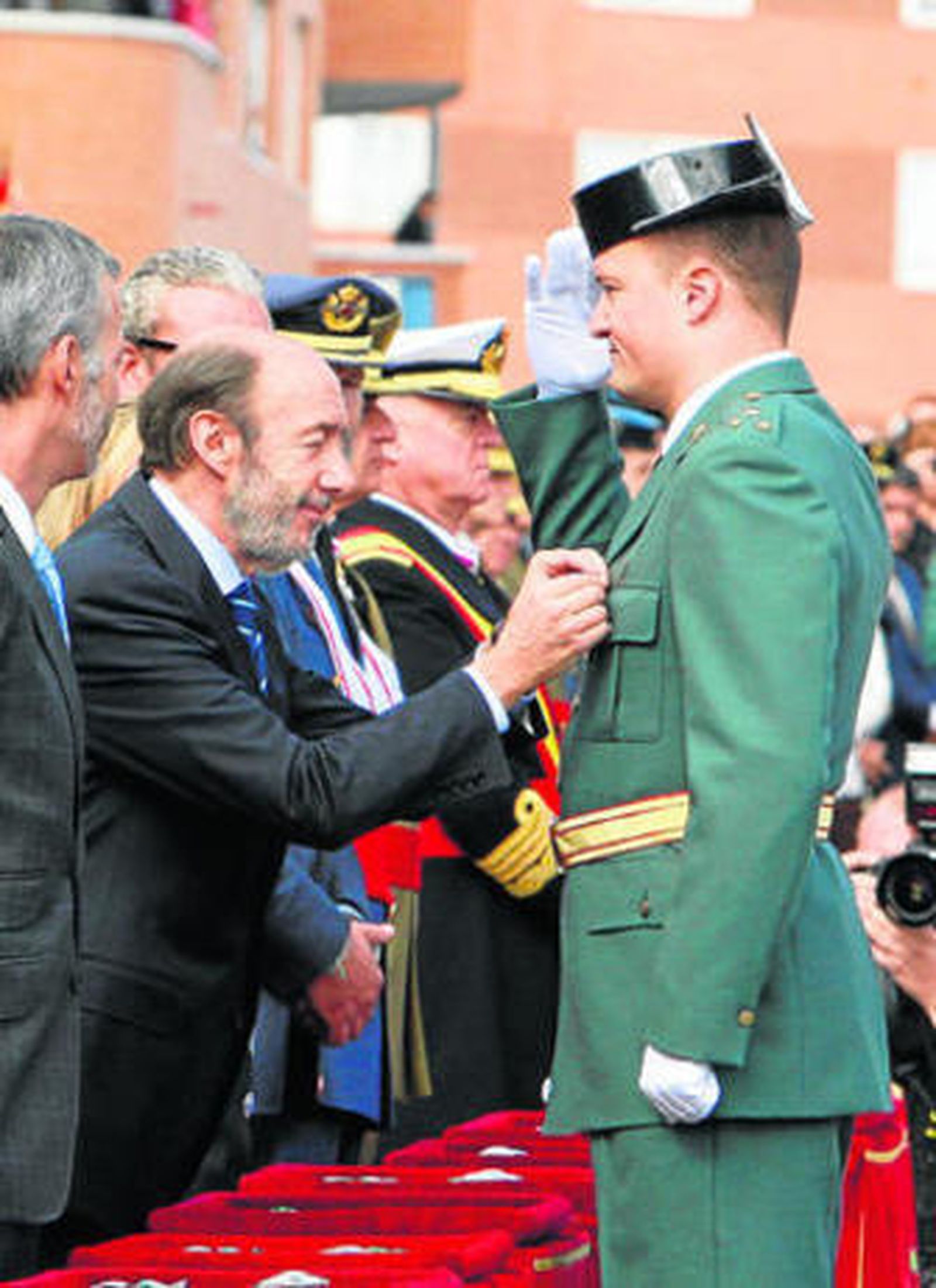 Pitos para Pérez Rubalcaba