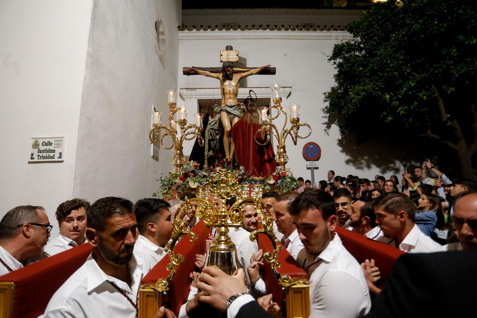 Fotografías de la procesión extraordinaria del 75 aniversario de la Buena Muerte de Los Barrios