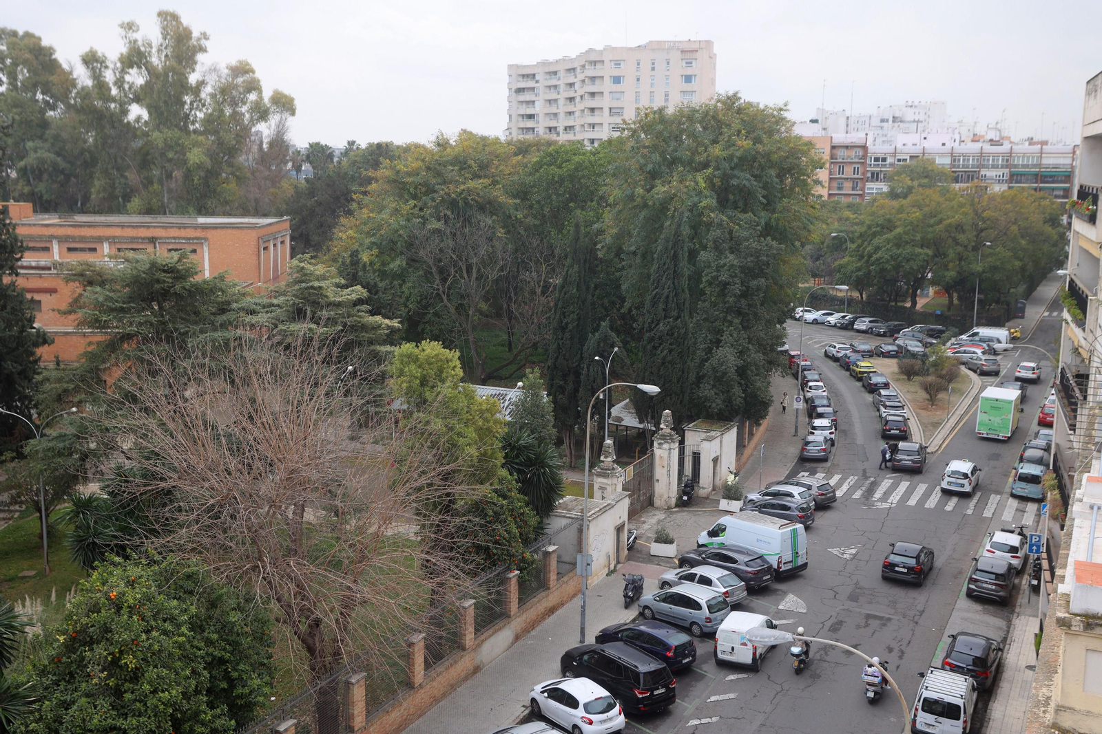 Vista aérea de los jardines exteriores de la antigua fábrica de tabacos de Altadis.