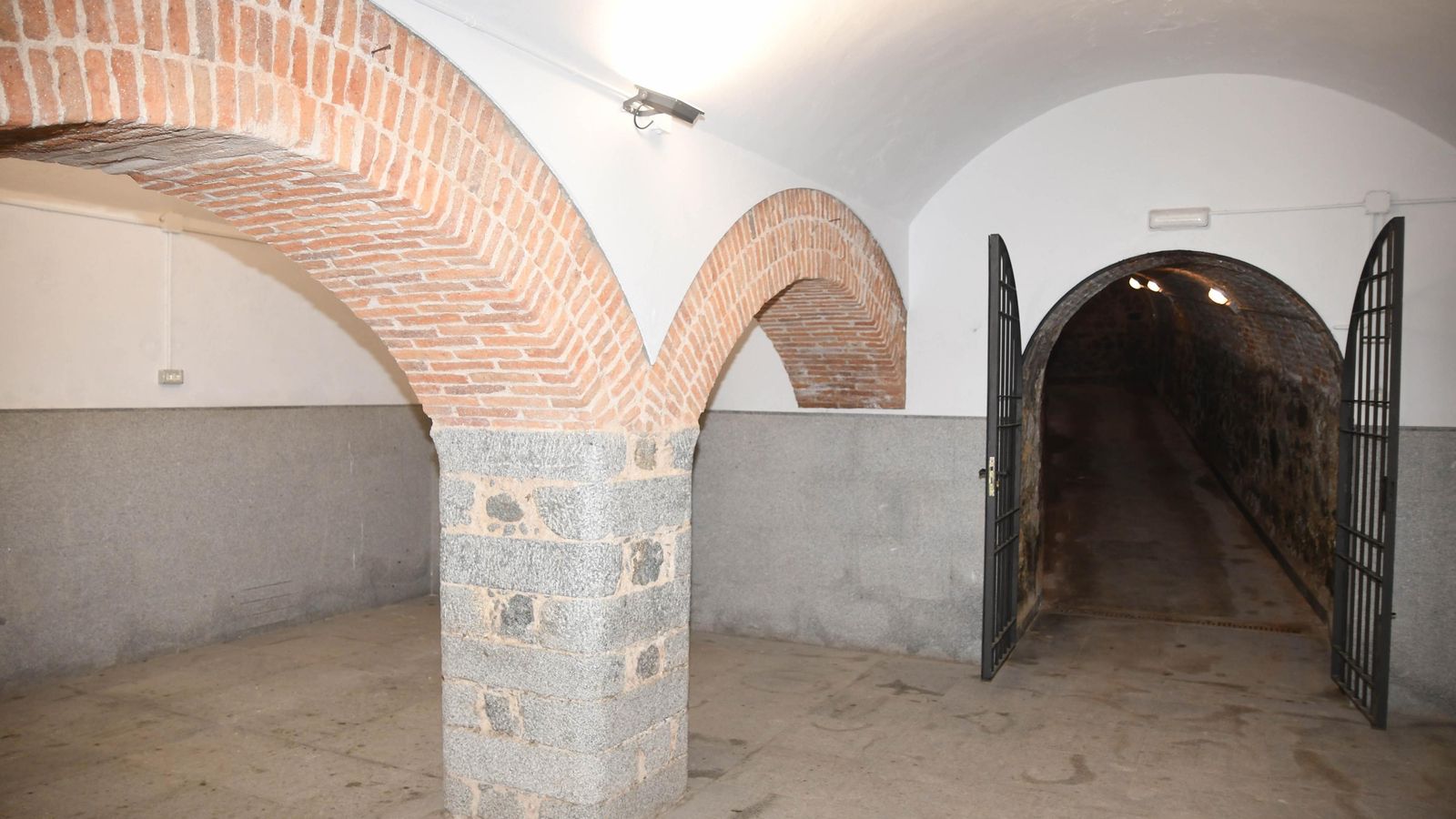 Detalle del interior del refúgio antiaéreo.