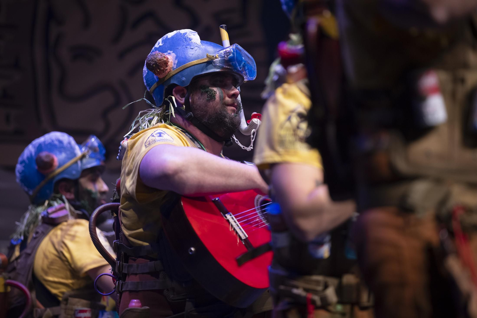 Imágenes de la actuación de la murga de Huelva "No te vayas a espantar. El juicio final" en el Carnaval Colombino